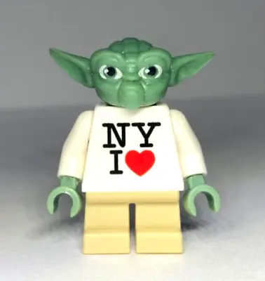 REAL LEGO Starwars Yoda New York NY I Heart Toys R Us Custom Minifigure • $67.43