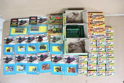 £9.50 • Buy MERIT OO GAUGE ACCESSORIES STATION FIGURES WAGON LOADS ANIMALS FENCING Of
