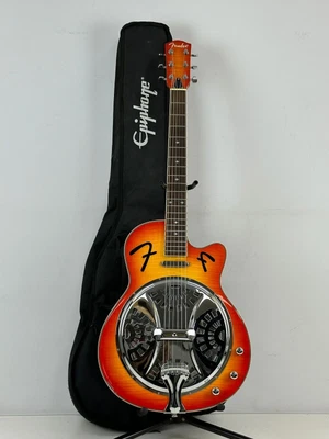 $699 • Buy Fender FR-50 Resonator Semi Acoustic Sunburst Guitar + Soft Case (Pre-owned)