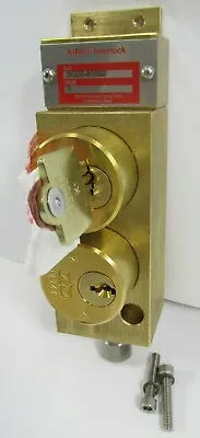 NEW KIRK SO20-61032 DOUBLE KEY INTERLOCK 1  Bolt Brass • $55.99