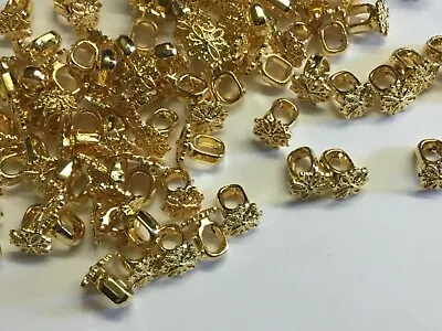 CLEARANCE 100 Tiny Gold Flower Metal Look 9mm Shank Back GQ Buttons (BM163E) • £3