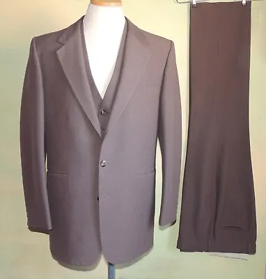 40 / 41 Men's 3 Piece Suit Dark Taupe Vintage Montgomery Wards Pants W36 / L33 • $95