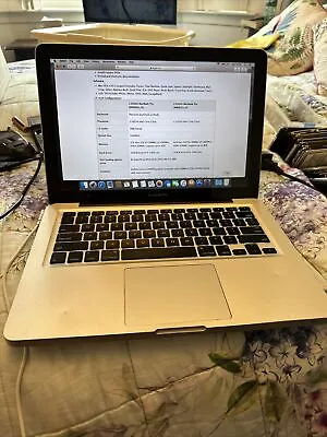 Apple MacBook Pro Mb990ll/a Laptop • £30