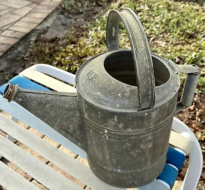 Vintage Galvanized Metal Watering Can Large 10  #10 Farmhouse Primitive • £24.33