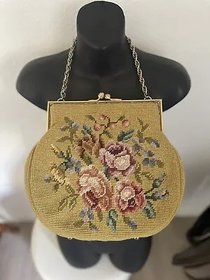 VINTAGE 1950’s Cross Stitch Needlepoint Floral Chain Strap Purse Handbag Large • $24.99