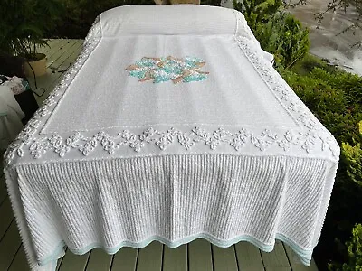 PRETTY Aqua Beige Flowers Wh Tufting Cabin Craft Vint Chenille Bedspread 88x104 • $179.99