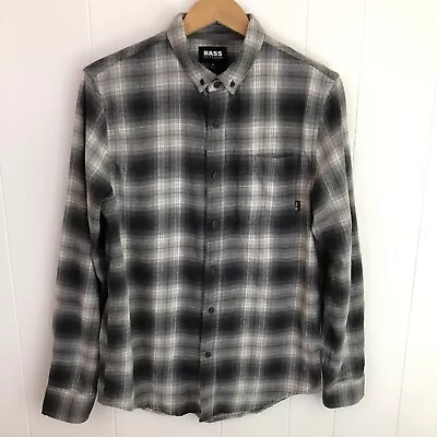 Bass Outdoor Grey Plaid Flannel Expedition Stretch Shirt Men’s XL • $10.20