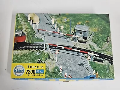 N Scale Kibri 7200 Dual Crossing Gates West Germany Complete • $12.99