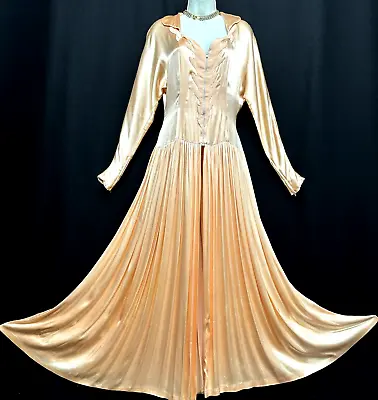 VTG 1930s/40s Peach Satin Dressing Gown Peignoir Boudoir Bias Cut Handmade SWEEP • $132.99