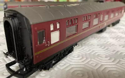 Hornby Harry Potter Hogwarts Express Maroon Composite Coach No.99716 • £27.50