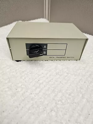 Manual Data Transfer Switch Box 2-Position 2-Port A/B Vintage • $19