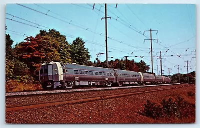 Postcard Penn Central Metroliner 887? At Metuchen NJ 1970 G177 • $2.99