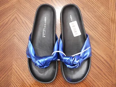 New $39.99 VERY VOLATILE Los Angeles Metallic Blue Flip Flop Thong Sandals Sz 8 • $17.99