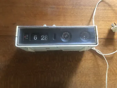 Vintage Retro Flip Clock With Radio. White Faded Radio Works But Not Clock • $65