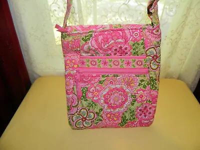 Vera Bradley  Petal Pink  Large Hipster Eguc • $24.99