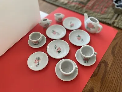 Vintage Childs Minature Tea Set • $10.50