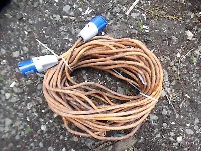 Caravan 240 Volt Mains Hook Up Lead 25 Metre • £17.99