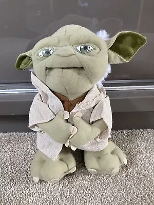 Star Wars Talking Yoda Plush Toy • £9.99