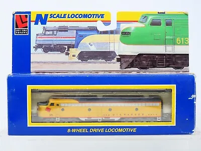 N Scale Life-Like 7196 MILW Milwaukee Road EMD E8A Diesel Locomotive #33C • $89.95