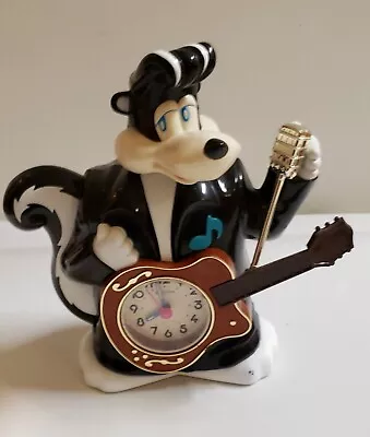 Vintage Hunk A Skunk Rhythm Speak Up Alarm Clock Musical Elvis Music - Working • $39.99