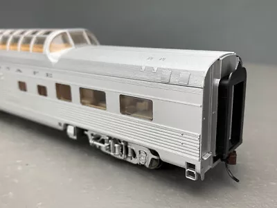 $49.98 • Buy HO Walthers RTR 932-6485*2 85’ Bud Dome Coach Santa Fe HO2273 LZ