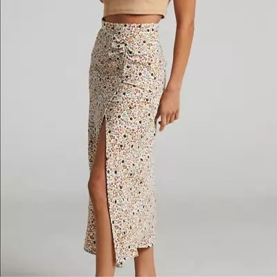 Showpo Emilda Thigh Split Floral Midi Skirt NEW Size 2 • $39