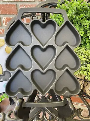 Martha Stewart Collection Heart Pan; Enameled Cast Iron W/Side Handles; New/Box • $49.50