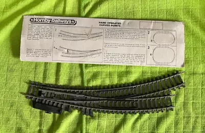 HORNBY 1 X R640 (LH) & 1 X R641 (RH) Long Curved Points With Sleeves In GC • £10