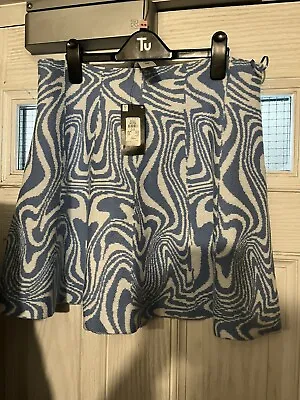 Primark Ladies BNWT Blue/White Swirl Pattern Skirt Size Small • £2