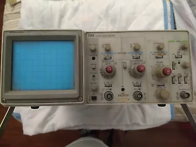 Tektronix 2213 60MHz Dual Trace Analog Oscilloscope • $55