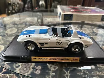 Road Signature 1964 Chevrolet CORVETTE GRAND SPORT #12 Deluxe Edition 1:18 • $65