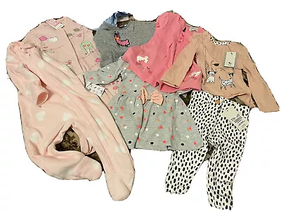 £8 • Buy Baby Girl Clothes Bundle 6-12 Months