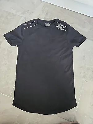 Black T-shirt. Beck & Hersey. Small. • £4.99