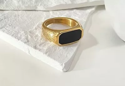 18k Gold Plated Black Vintage Style Ring Size 8 • $15.07