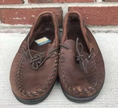 Minnetonka Moccasin 8M Brown Leather Slip-On Flats Shoes Loafers • $22.50