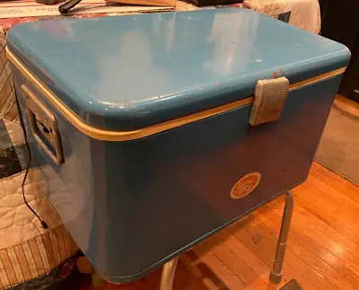 VINTAGE VAGABOND PICNIC CAMPING METAL ICE CHEST COOLER By Thermos Robin Egg Blue • $79.99