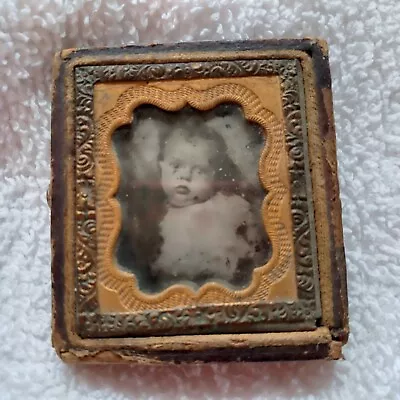 Daguerreotype Or Tintype Of A Small Baby Embossed Leather Case Missing Lid • $35