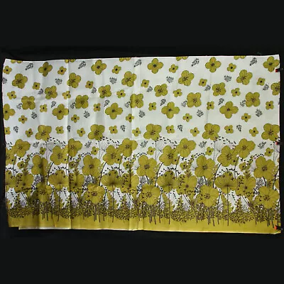 Vintage Floral Meadow Garden Craft Linen Large Fabric Remnant Green 1960s 149  • $69.95