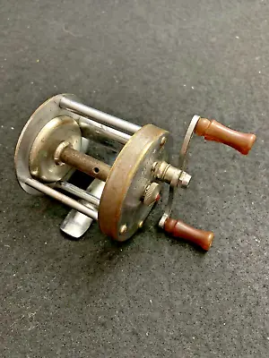 Vintage Shakespeare Triumph Casting Reel 1958 Model HE • $12.99