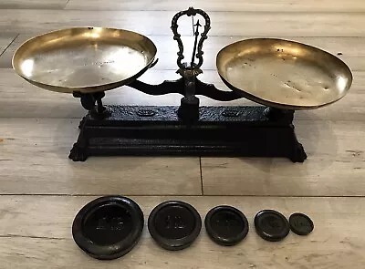 £20 • Buy Vintage Cast Iron + Weights