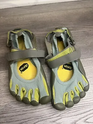 Vibram FiveFingers W119 Sprint Womens 38 Minimalist Running Water Shoes • $28