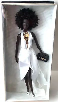 Barbie Model Of The Moment Nichelle Urban Hipster Doll Gold Label #C3822 2004 • $199.95