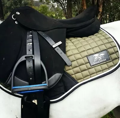 Olive Showjumping Saddle Pad/Bonnet Set • $85