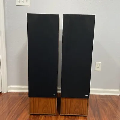 B&W Bowers And Wilkins Matrix 3  Speakers • $1200