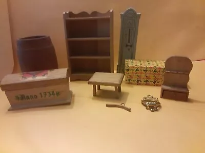 Vintage Mini Lot Of Wooden Dollhouse Furniture Incl. Rain Barrel Bookcase + More • $15