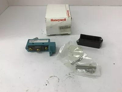 Honeywell BZE6-2RQ Micro Switch Limit Switch  • $29