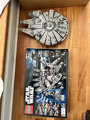 Lego Star Wars 7965 Millennium Falcon • $50