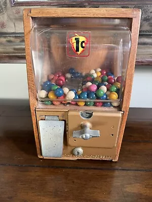 Victor Vending Corp Chicago 39 ILL - 1 Cent Vintage Gumball Machine No Key • $125