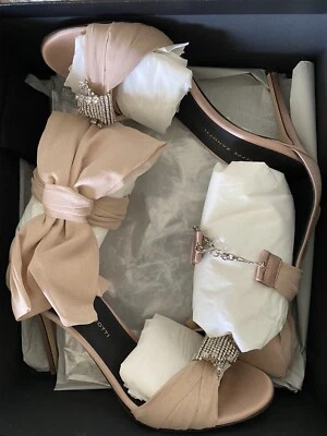 $220 • Buy Giuseppe Zanotti Heels 36.5