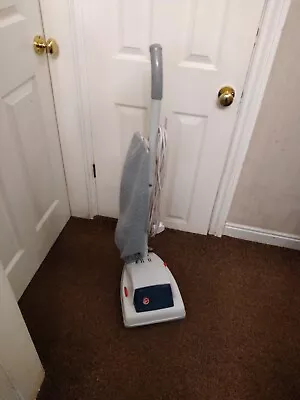 Hoover Junior Vacuum Cleaner Working Condition Very Good Condition  • £60